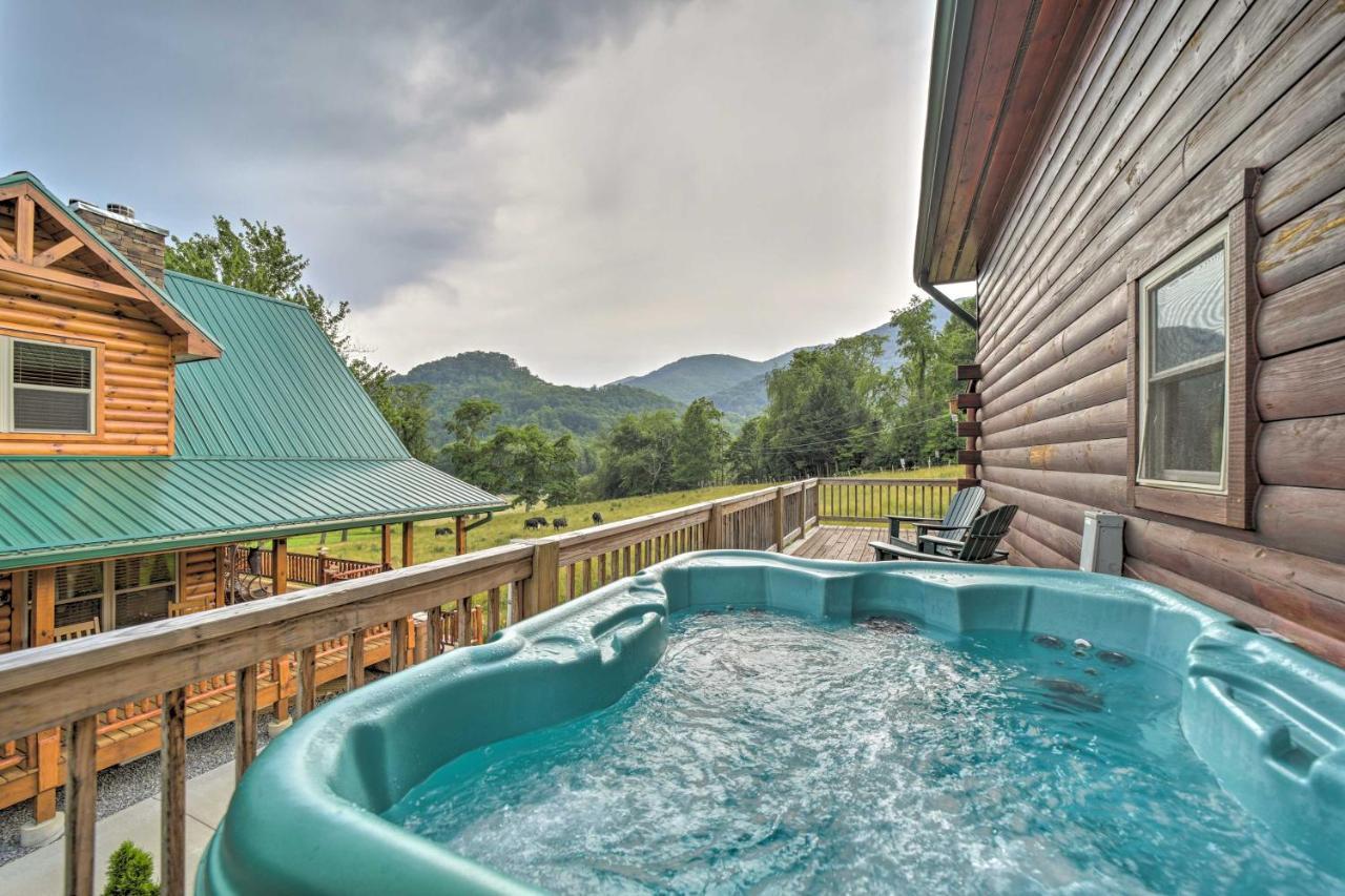 Maggie Valley Cabin With Private Hot Tub And Game Room 외부 사진